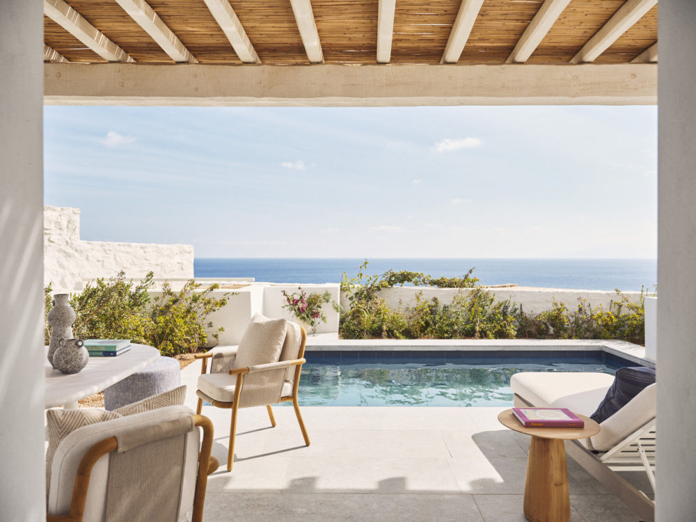 MKN_142-1-1000x750 - Four Seasons abrirá un nuevo hotel en Mykonos frente al mar Egeo y ya acepta reservaciones para 2026