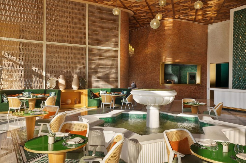 TAL-brasserie-magnolia-wa-rabat-sale-WAMOROCCOTWR0526-537194ff0e6e435993b52fafb4d5596b-1000x665 - Waldorf Astoria Rabat-Salé: así es el nuevo hotel de lujo en la torre más alta de Marruecos