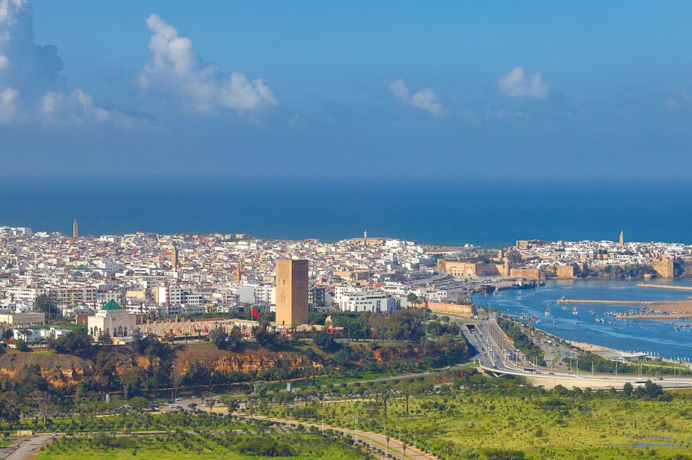 TAL-lexterior-wa-rabat-sale-WAMOROCCOTWR0526-6551855d4f9d4fdabef9721b4f9d387b-1000x665 - Waldorf Astoria Rabat-Salé: así es el nuevo hotel de lujo en la torre más alta de Marruecos
