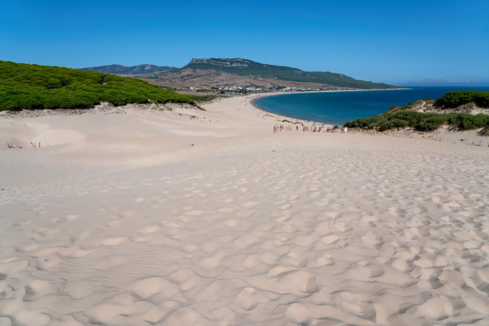 España consigue 677 playas con bandera azul, nuevo récord: descubre aquí las mejores España consigue 677 playas con bandera azul, nuevo récord: descubre aquí las mejores