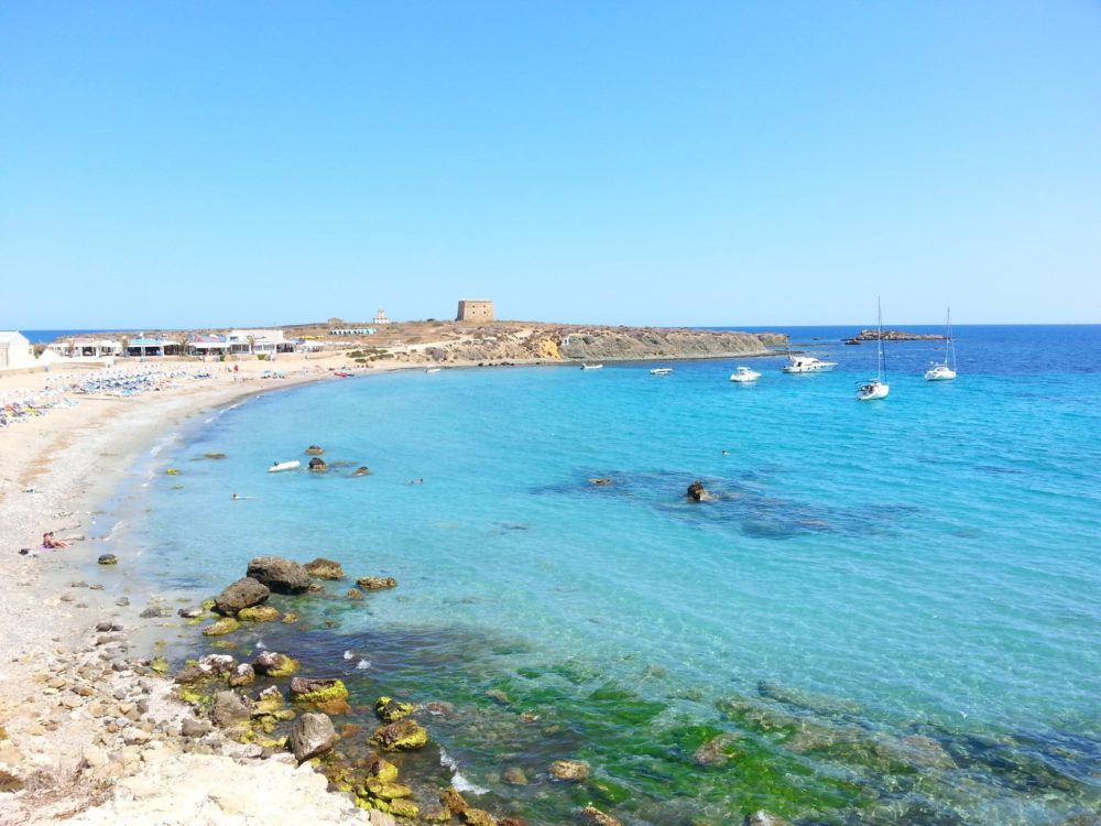 La isla habitada más pequeña de España inicia los trámites para independizarse La isla habitada más pequeña de España inicia los trámites para independizarse