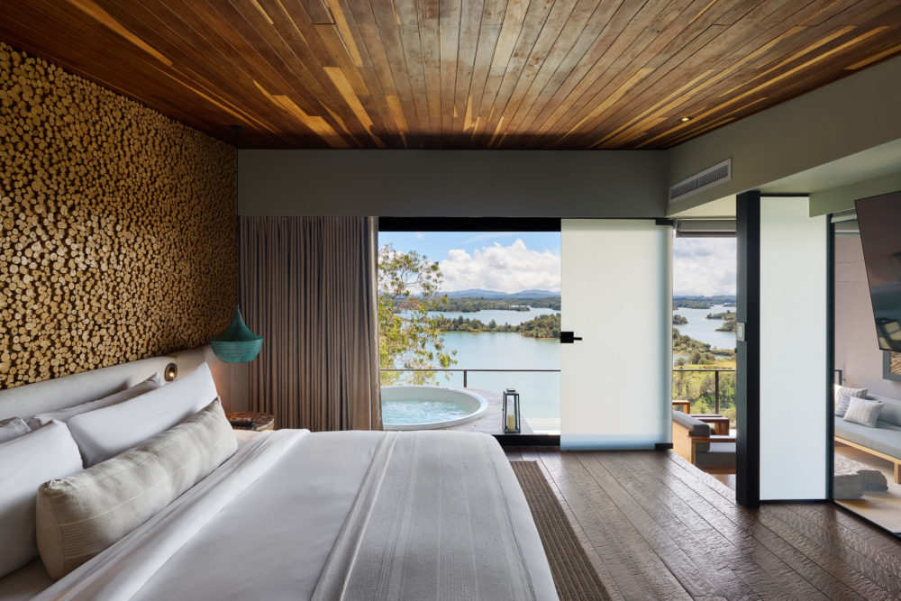 5.1-Presidential-Room-1000x667 - El pueblo colombiano que quedó bajo el agua y se convirtió en un destino turístico 