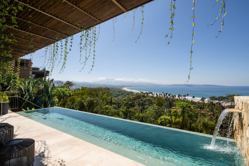 PVRCC-Res-7102-Terrace-Right-V2-1000x667 - Siari Riviera Nayarit a Ritz-Carlton Reserve: habitar lugares irrepetibles es la exclusividad contemporánea