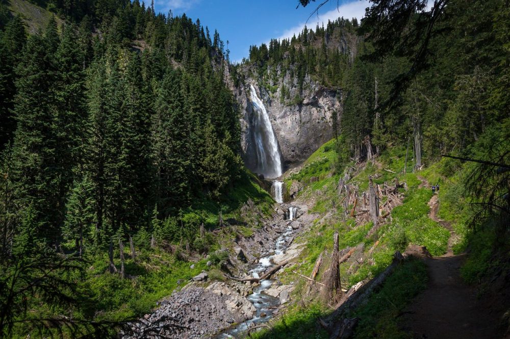 TAL-comet-falls-washington-WSHNTNWTRFALLS1125-4a0d1e4991f34b69abe47346e6e1bb53-1000x665 - Washington, el estado con más cascadas en Estados Unidos: cuáles visitar