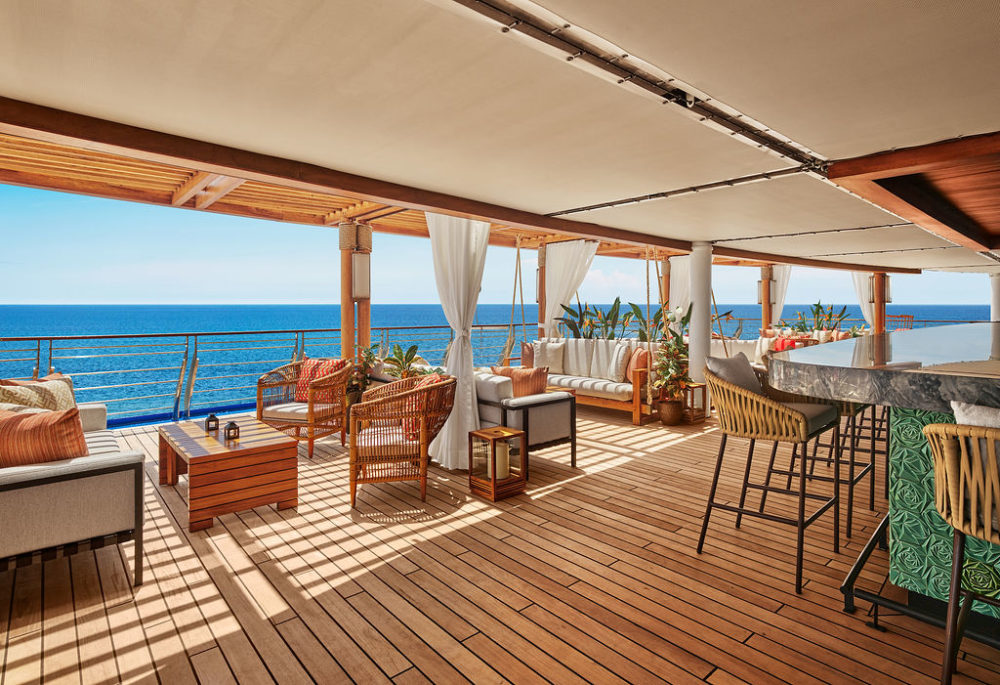 VidantaWorldsELEGANT-SolanaDeck-1-1000x685 - El Mediterráneo según VidantaWorld: ELEGANT