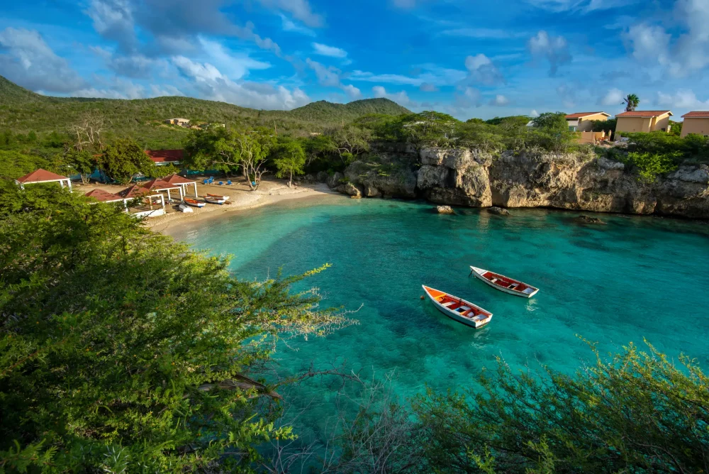 bahia-curazao-1000x668 - Curazao, el paraíso caribeño de moda por el Mundial