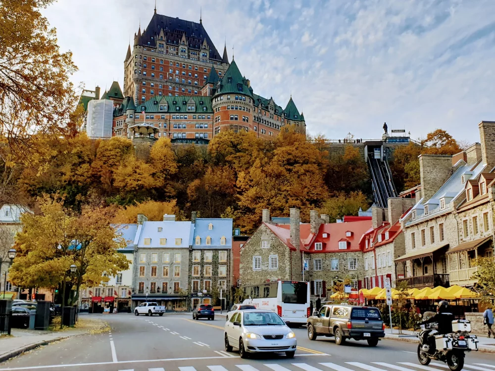quebec-canada-1000x750 - 15 mejores destinos seguros para mujeres que viajan solas