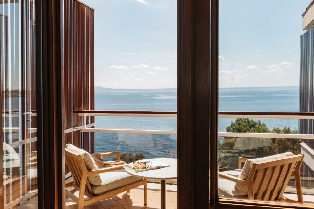 118pGranMeliaDeMar-Supreme-Junior-Suite-Sea-View-1000x667 - Hotel Gran Meliá, el destino más exclusivo para ver el eclipse en Mallorca y Menorca