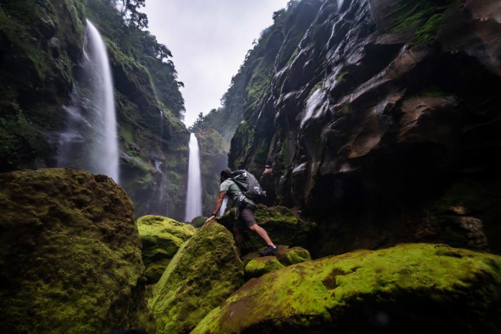 Catarata-rio-toro-1000x667 - Costa Rica: el manifiesto del lujo natural, una guía completa