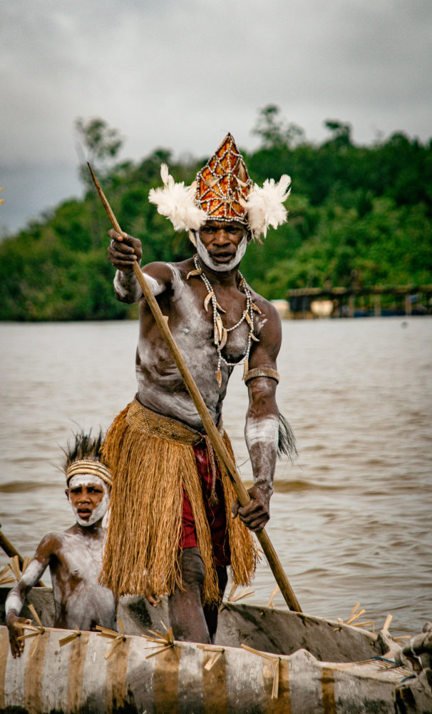 DSC_0393-606x1000 - Asmat, la tribu temida por su fama de guerrera y cazadora de cabezas