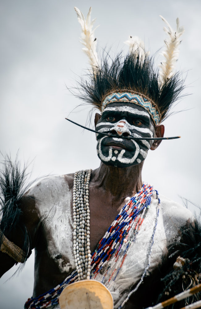 DSC_0690-650x1000 - Asmat, la tribu temida por su fama de guerrera y cazadora de cabezas