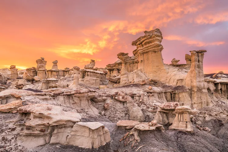 Bisti/De-Na-Zin: el paisaje de Nuevo México que parece la Capadocia de Turquía Bisti/De-Na-Zin: el paisaje de Nuevo México que parece la Capadocia de Turquía