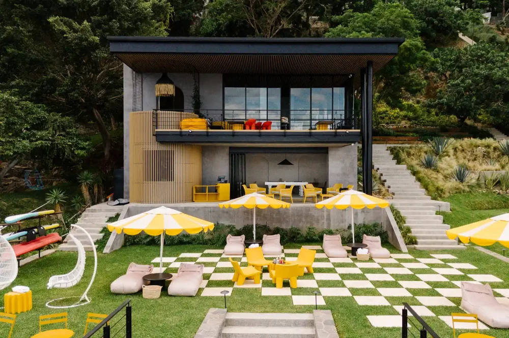 TAL-casa-palopo-kinnik-lake-atitlan-guatamala-CNTAMLAKECOMO0925-4dd83fd7daf54324a1572419fab203a1-1000x665 - El "Lago de Como de Centroamérica" tiene aguas verde azuladas, pueblos coloridos y 3 volcanes
