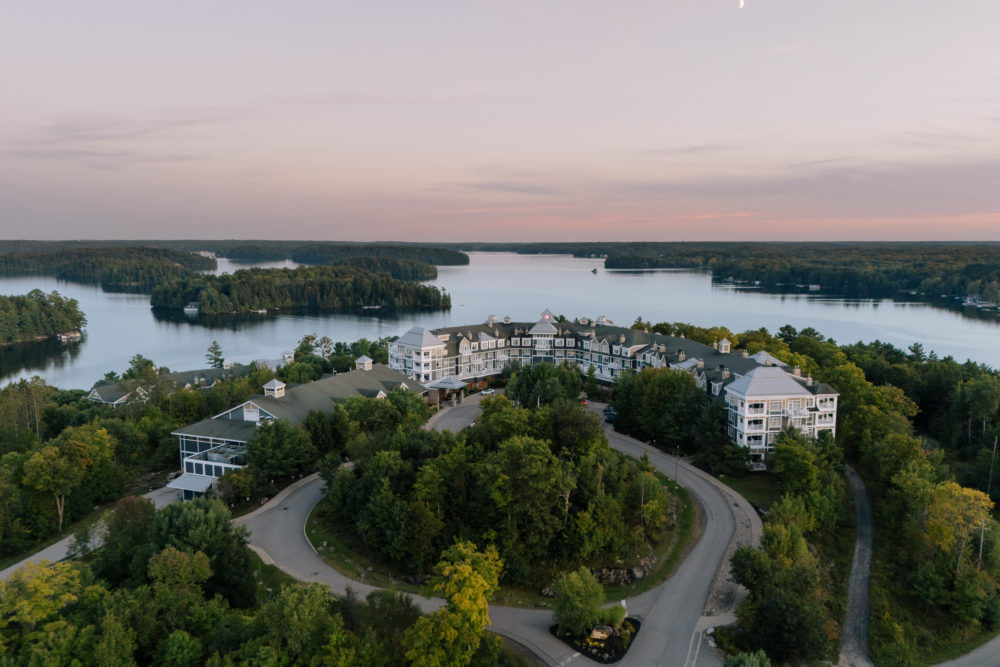 JW-Marriot-The-Rosseau-Muskoka-Resort-Spa-credit-Destination-Ontario-1000x667 - Muskoka: el lujo canadiense frente al agua