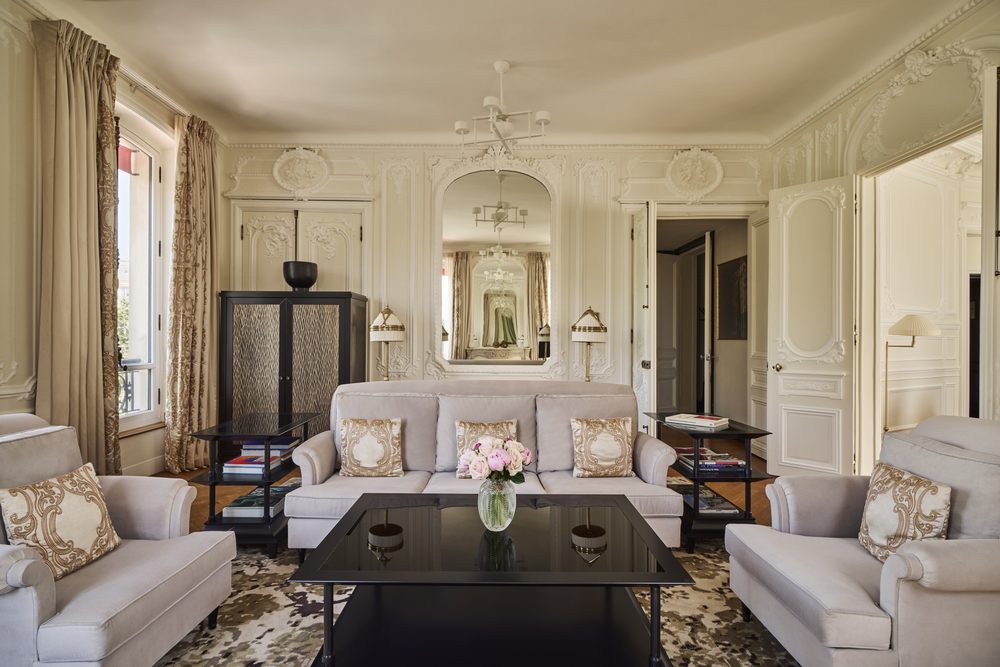 7-Fouquets-Paris-Suite-Champs-Elysees-Alexandre-TABASTE-1000x667 - Cómo elegir los mejores hoteles para tu próximo viaje a Francia: