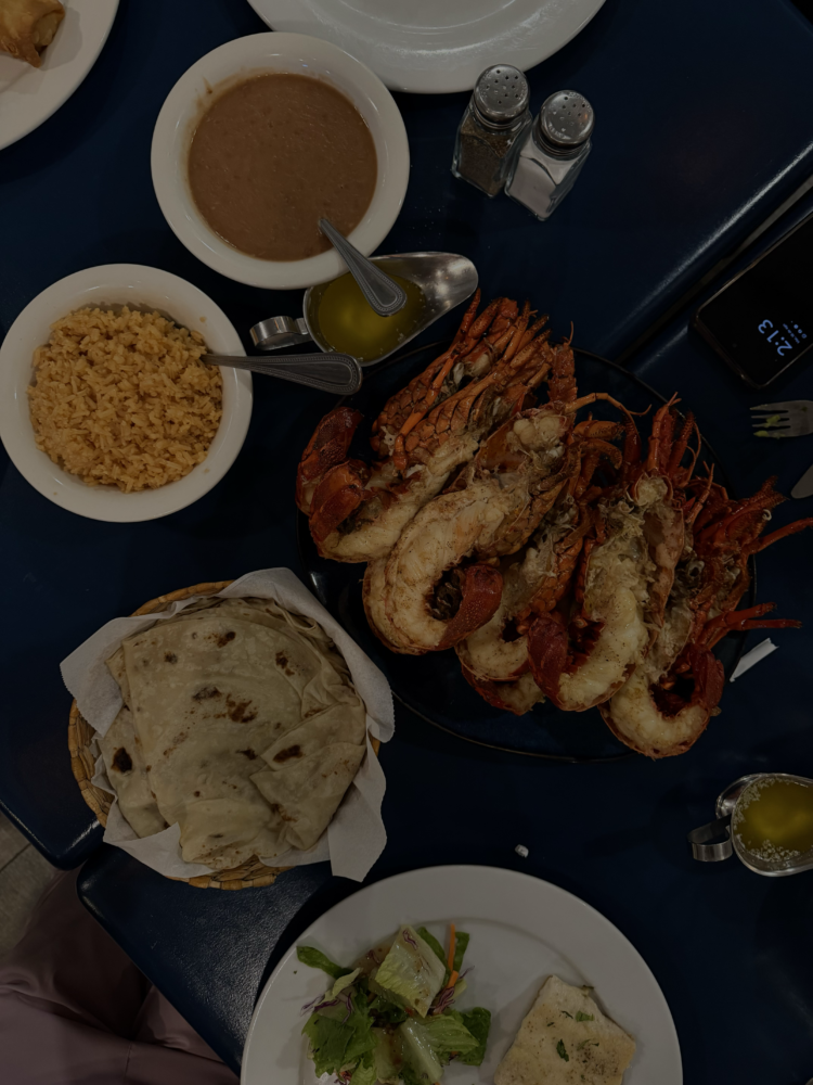 IMG_7911-750x1000 - Sandra’s Restaurant: una parada para comer la tradicional langosta de Puerto Nuevo