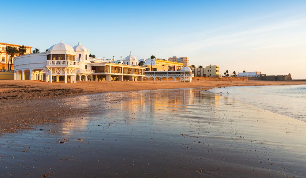 la-caleta-cadiz-1000x582 - La costa de Cádiz: un paraíso tras otro