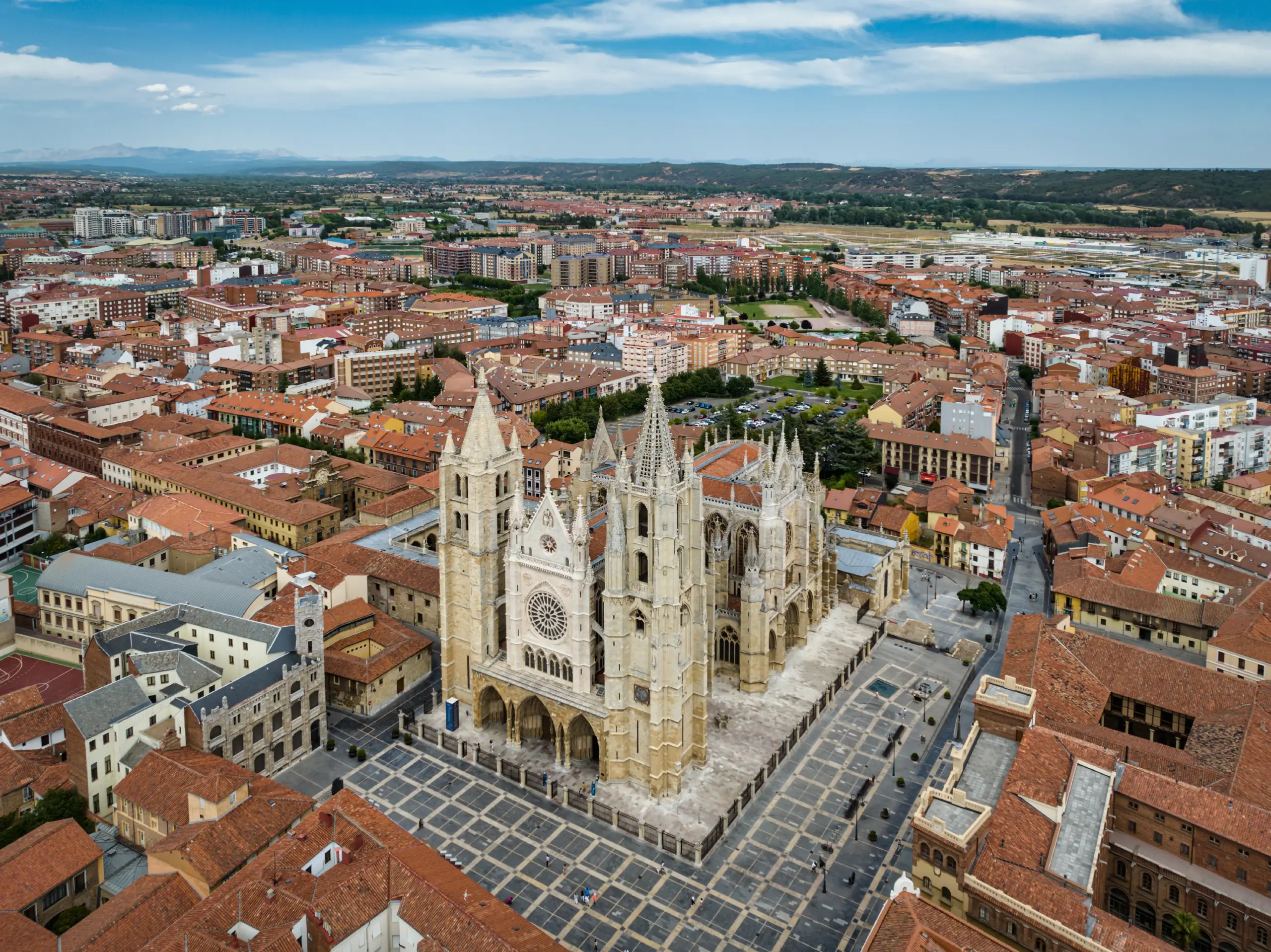 Descubre León, la ciudad modernista y elegante del interior de España Descubre León, la ciudad modernista y elegante del interior de España